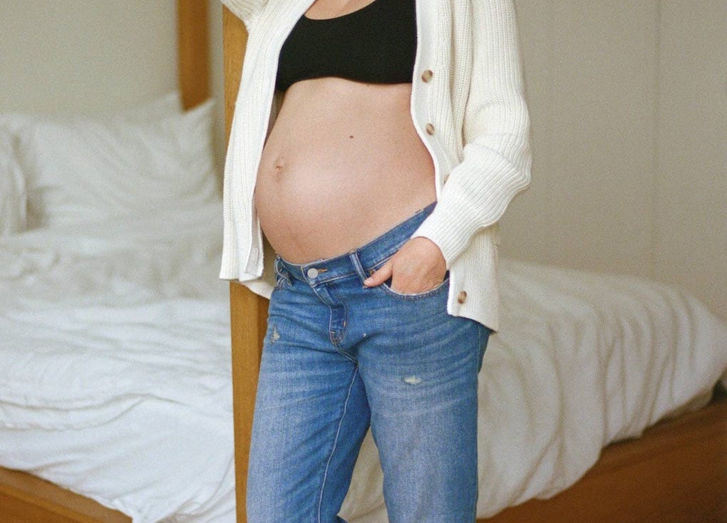Maternity Jeans Over The Belly Destroyed Denim Pants with Pockets